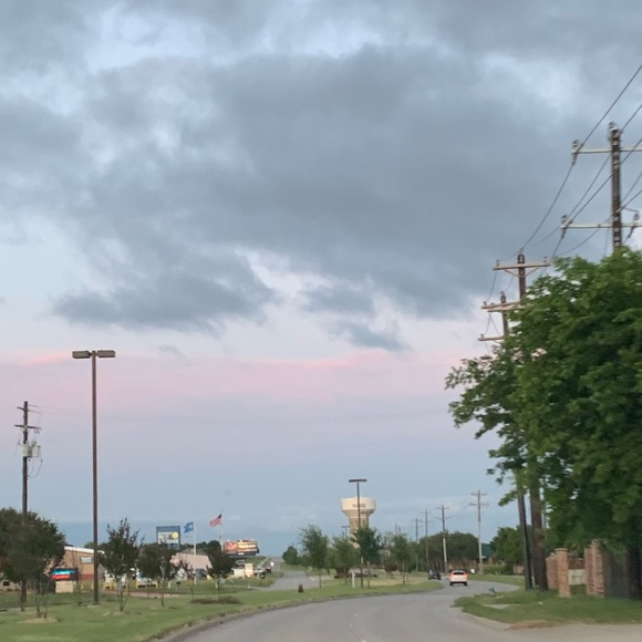 Meet your Posher, Simone - Picture 1 of 1